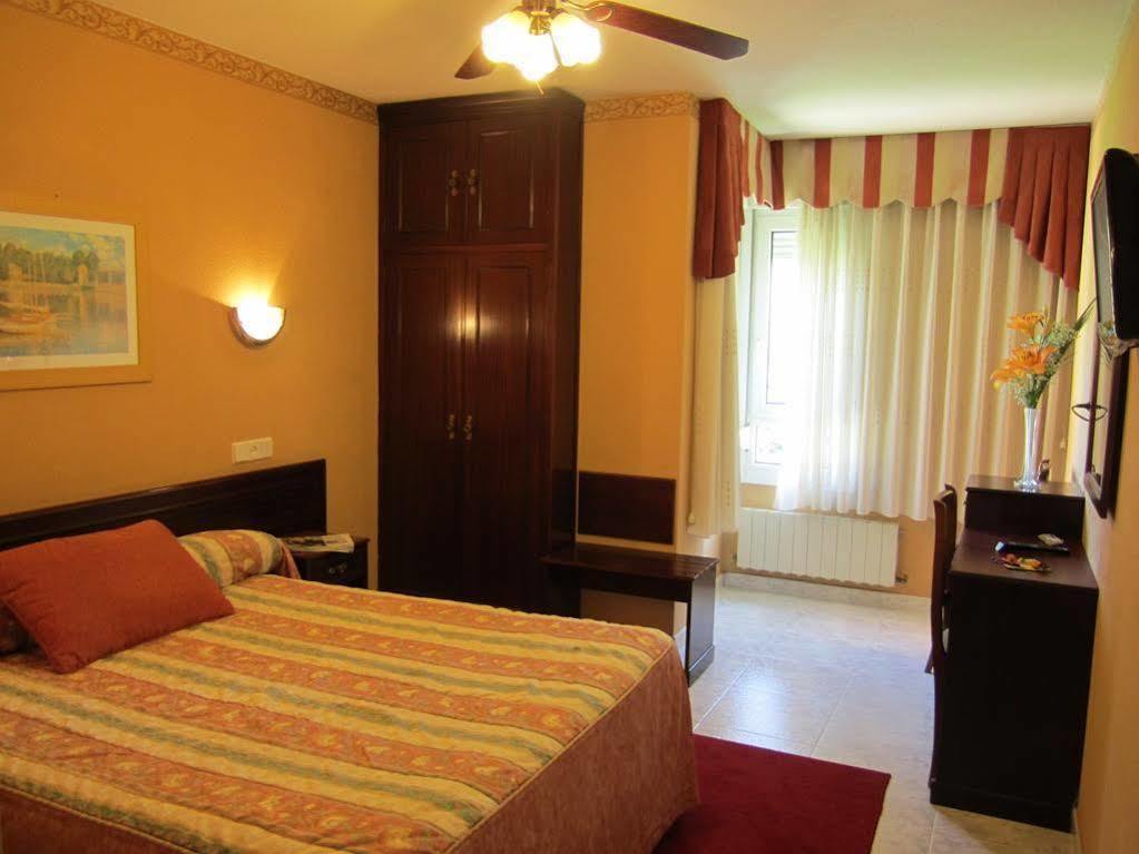 Hotel Bahia Χιχόν Εξωτερικό φωτογραφία