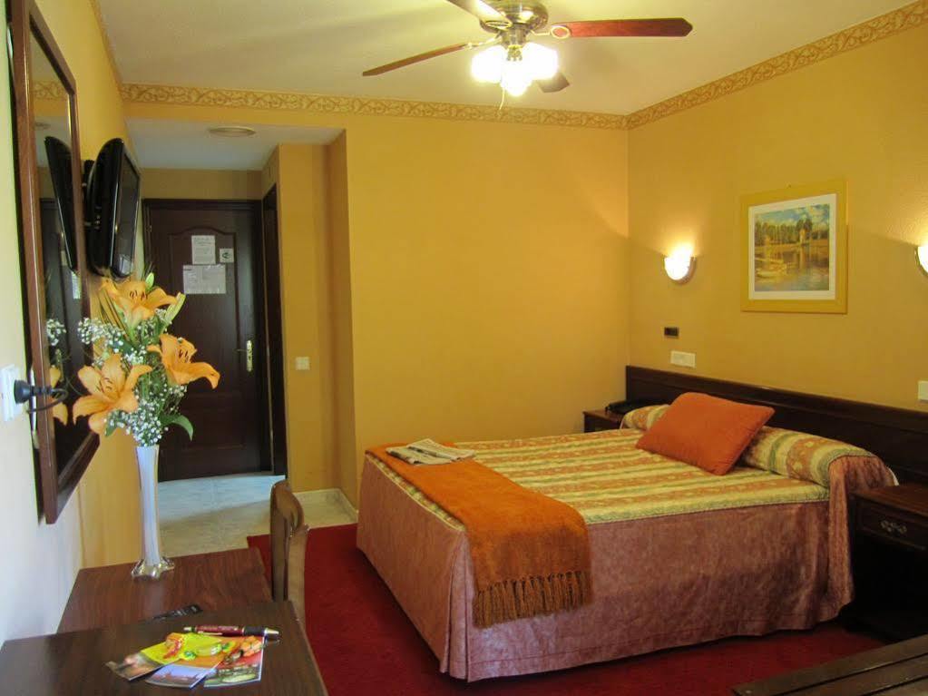 Hotel Bahia Χιχόν Εξωτερικό φωτογραφία