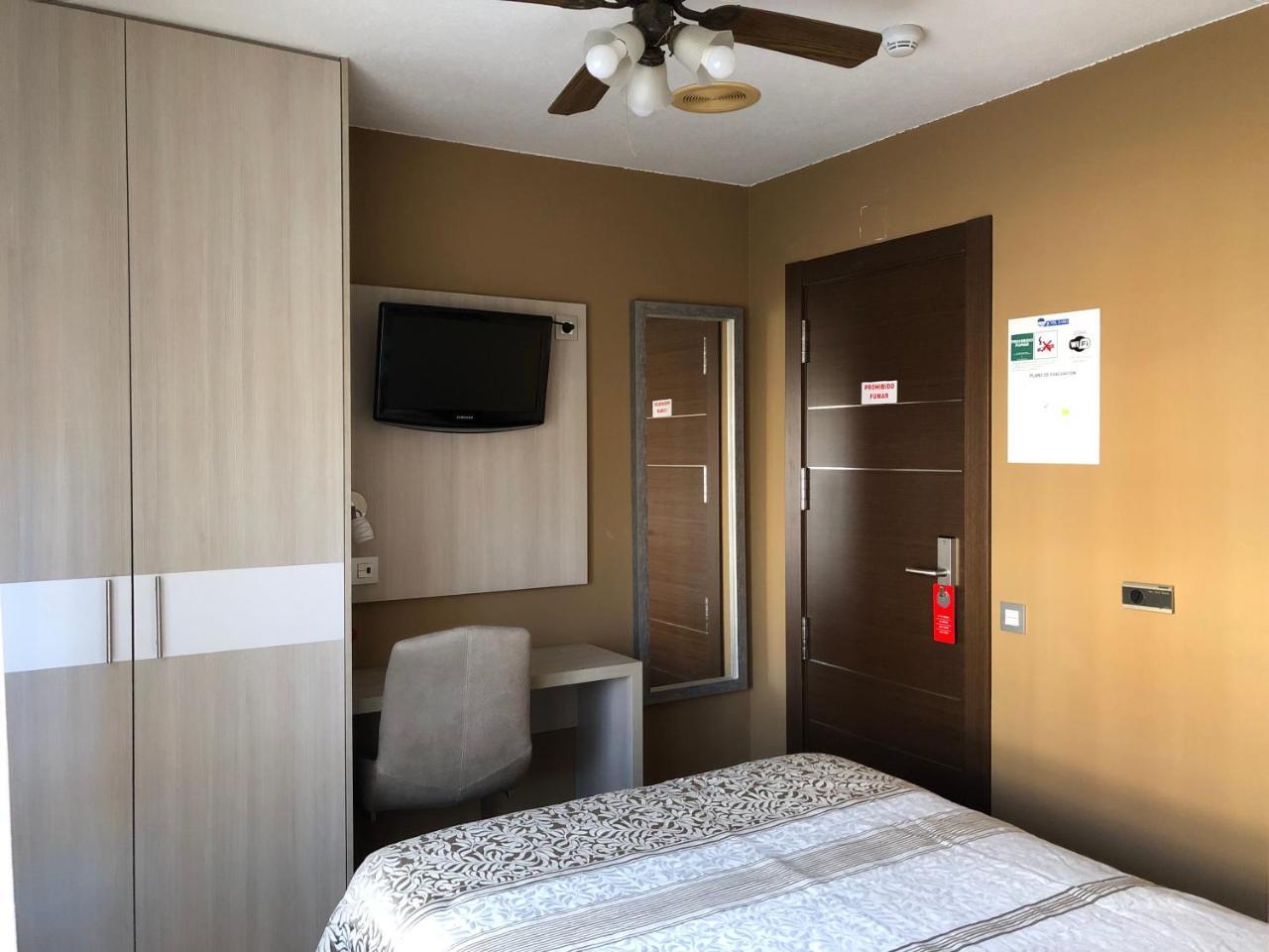 Hotel Bahia Χιχόν Εξωτερικό φωτογραφία